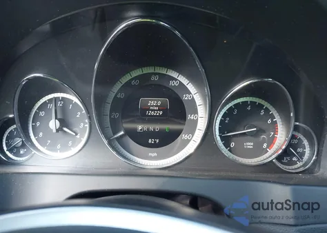 2013 Mercedes-Benz E 350 z USA, uszkodzony, nr VIN WDDKK5KF5DF217859